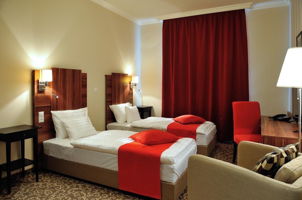 Hotel Corner & Kavehaz